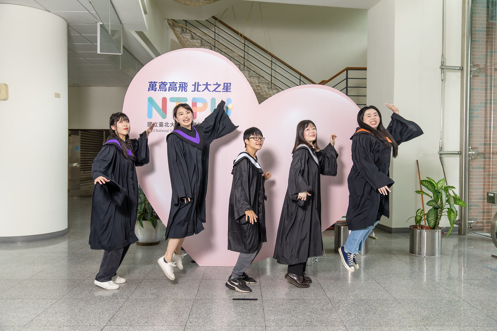 [即拍即印]台北大學111年畢業典禮-最專業的團隊完成每場完美活動攝影，拍的不只好更要快! #即時相片