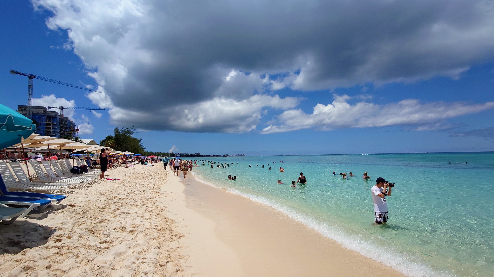 Seven Mile Beach - Grand Cayman - Cayman Islands