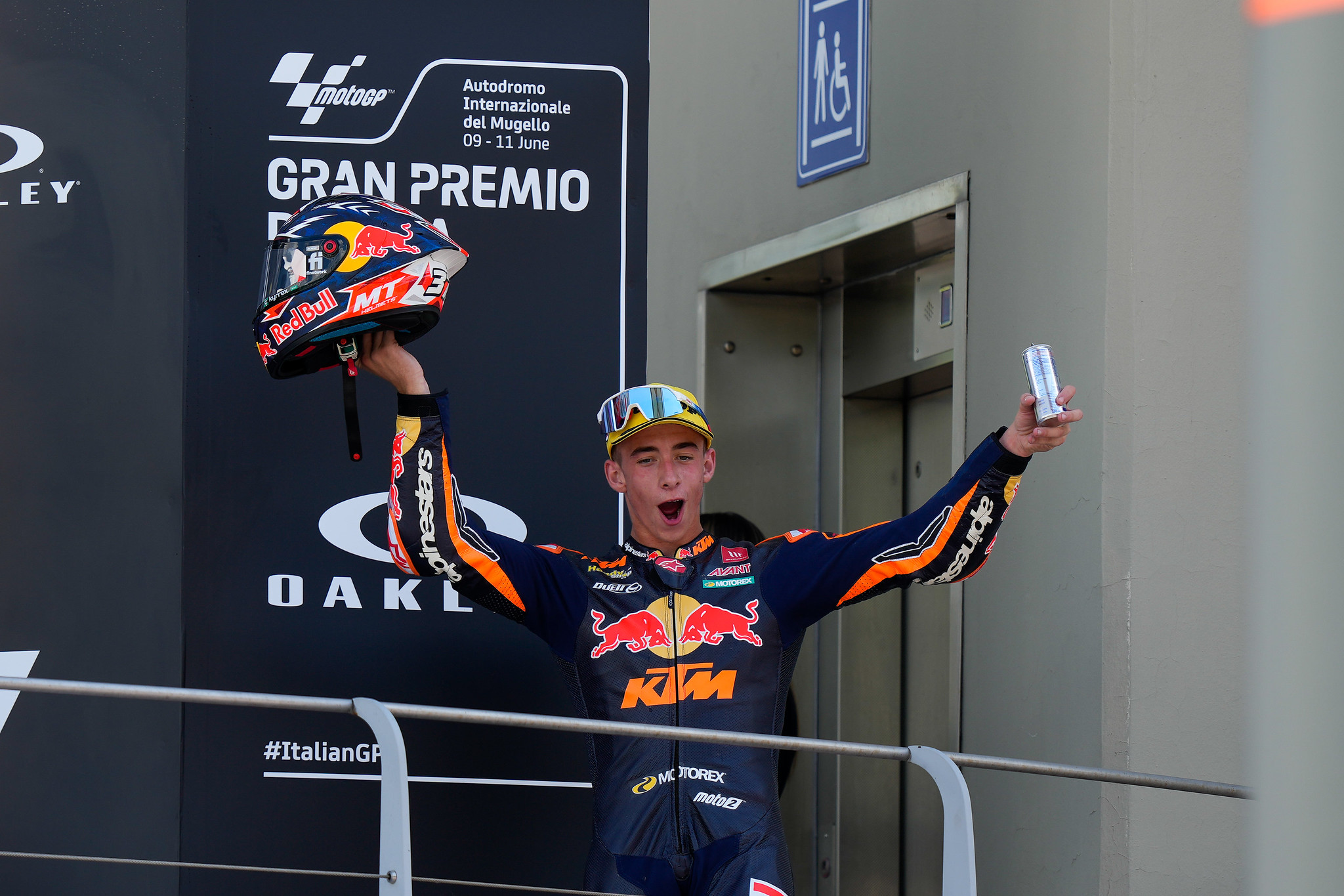 #37 Pedro Acosta - (SPA) - Red Bull KTM Ajo - Kalex