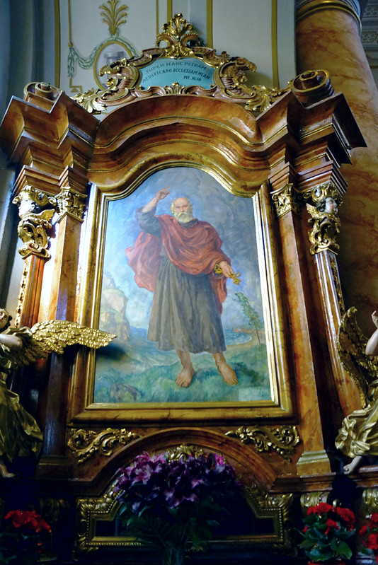 Боковой алтарь церкви Св Троицы