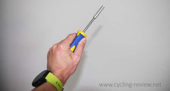 S&R Screwdriver with magnetic bit holder - 8990
