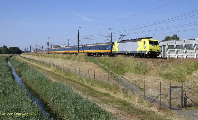 NS 186 111+186 038, Zoetermeer