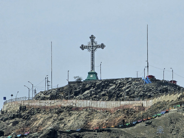 Cerro San Cristobal lima peru big cross