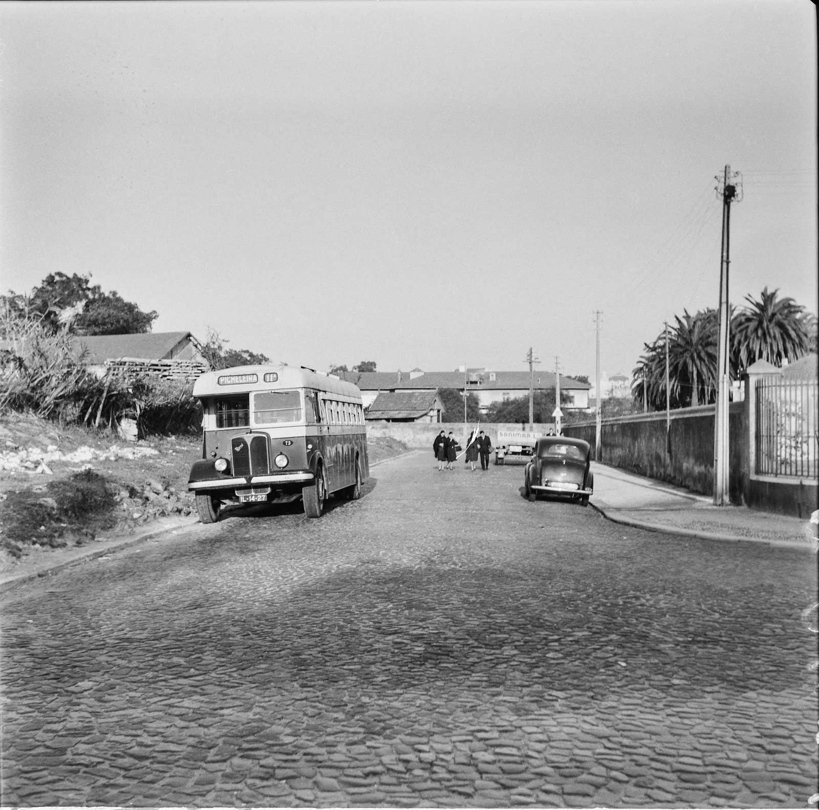 O autocarro da Picheleira no fim da linha, Rêgo (A.Goulart, 1964