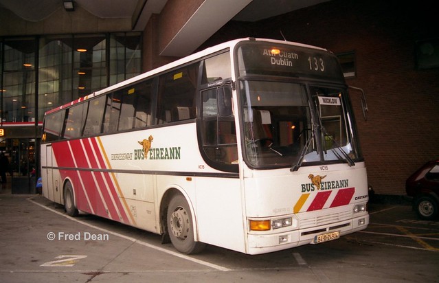 Bus Éireann VC 15 (94-D-24904).