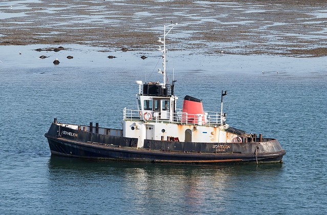 SD Helen | Serco Denholm | Felicity-class water tractor | Portsmouth Dockyard | Hampshire