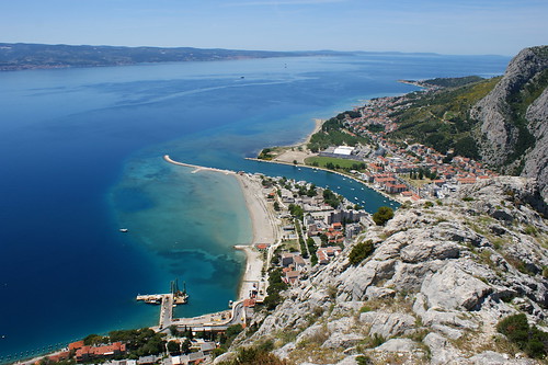 omiš almissa dalmatia adriatic cetina starigrad fortress tvrđava fortica mouthoftheriver rivermouth beautiful calm capture color colorful colors colour colours day europe europa explore explored historic light magic new old ngc outside sights sightseeing sky summer travel traveling urban view warm rs89 blue cielo city hill houses nature sea seaside seascape panorama aerialview cityscape croatia hrvatska landscape river fluss castle castles shore harbor harbour beach island tranquil serene still