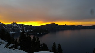 Crater Lake National Park: sunset after the thunderstorm