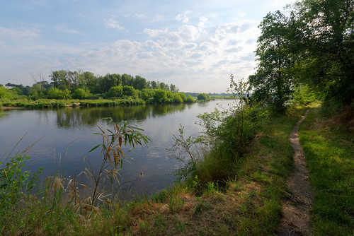 Nature reserve of Saint-Mesmin by hbensliman, Loire valley landscape
<a href="http://hbensliman.free.fr/Loire/index.html" rel="noreferrer nofollow