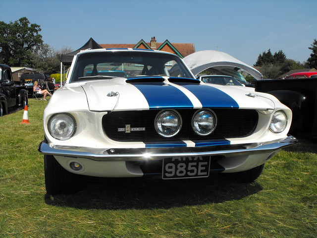 Shelby Mustang GT350 - AKX 985E @ Luton 2023