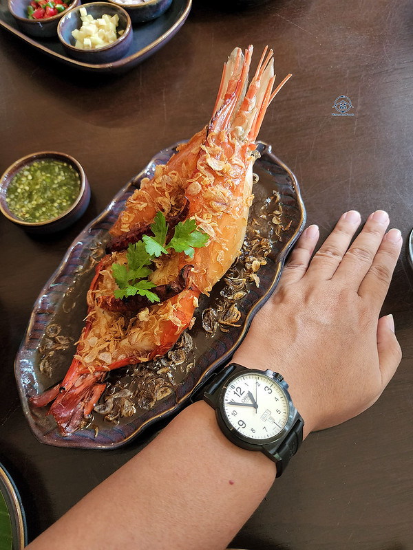 visatesun restaurant bangkok fried river prawn size