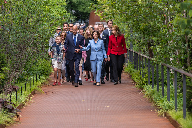 Governor Hochul Announces Opening of High Line-Moynihan Connector on Manhattan's West Side