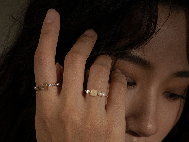 純銀 戒指 銀色 - ARROGANT - 偏愛 * 925 純銀 珍珠 粉紅 礦石 彈性戒指