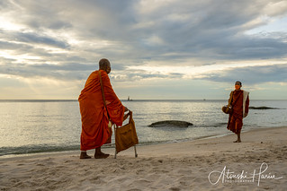 Monks / Hua Hin Beach
