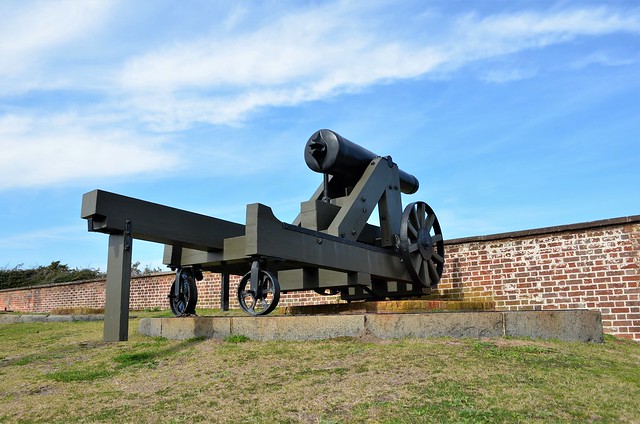 U. S. Army, Fort Macon, North Carolina Fort Macon State Park, 32-Pounder Cannon (Replica)
