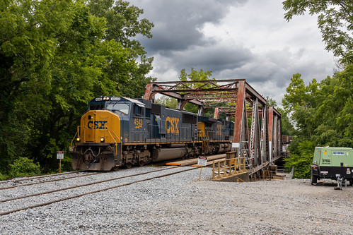 C37318 - CSXT 4543 South crossing the Tar River in Rocky M… | Flickr