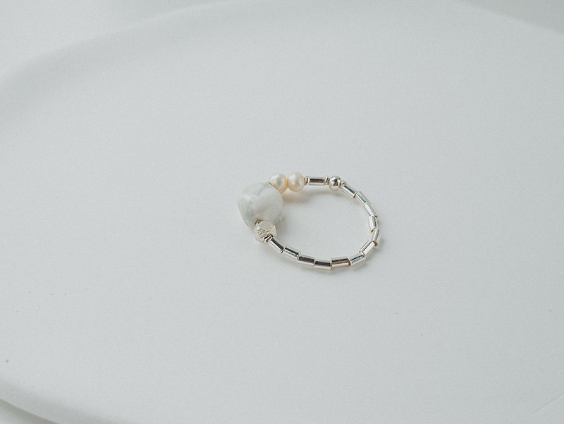 純銀 戒指 銀色 - ARROGANT - 偏愛 * 灰色 珍珠 礦石 925 純銀 彈性戒指