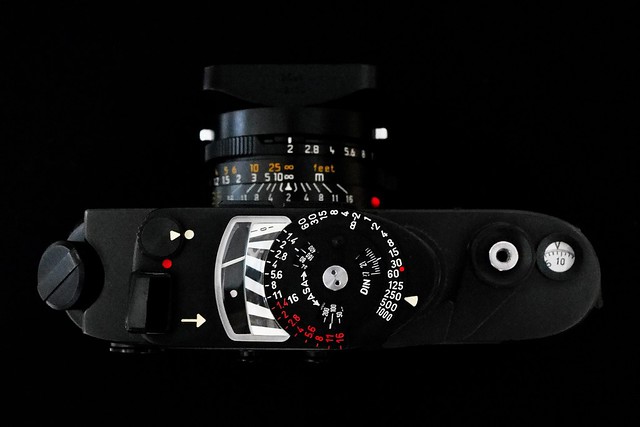 Leica MR-4 Light Meter