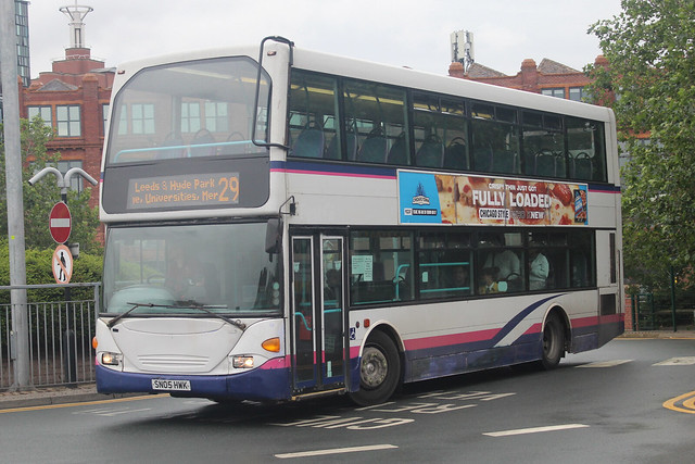 Yorkshire Buses (SN05 HWK)