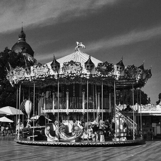 .: Carrousel Palace Jules Verne :.