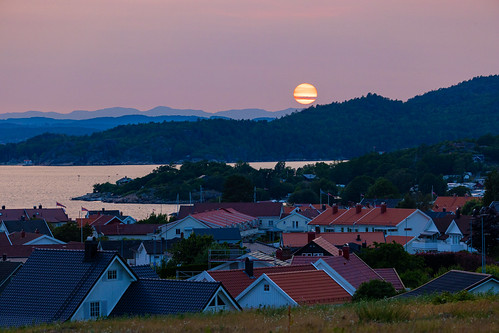 helgeroa vestfold norway houses sunset mountains