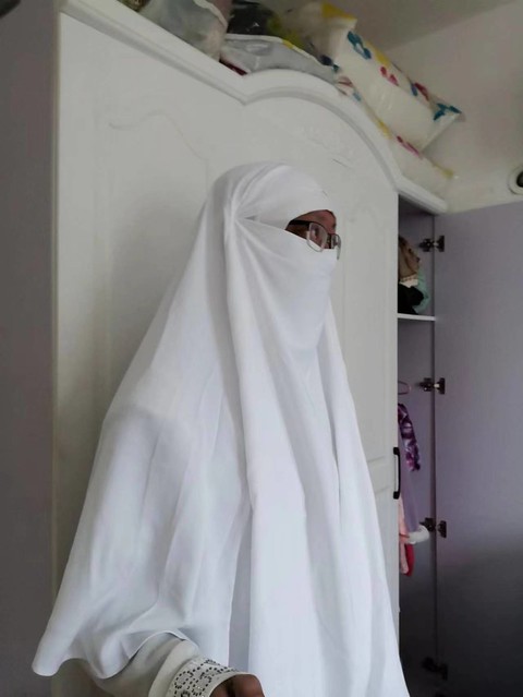 whiteniqab4