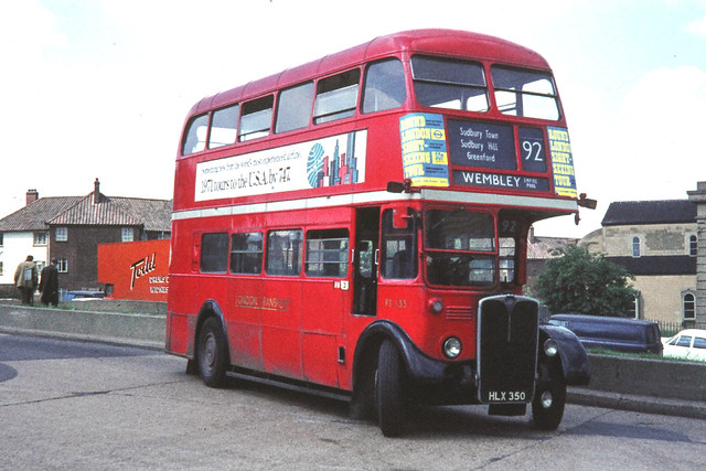 London Transport . RT533 HLX350 . Empire Pool Bus Terminus , London . Saturday 08th-May-1971 .