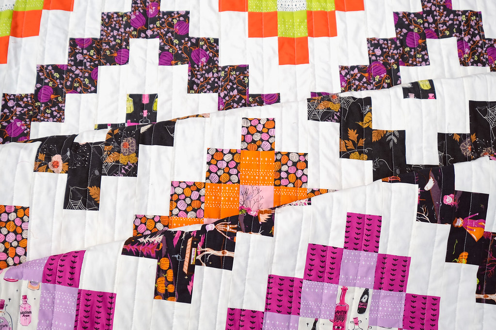 The Stella Quilt in Spooky 'n Witchy 7