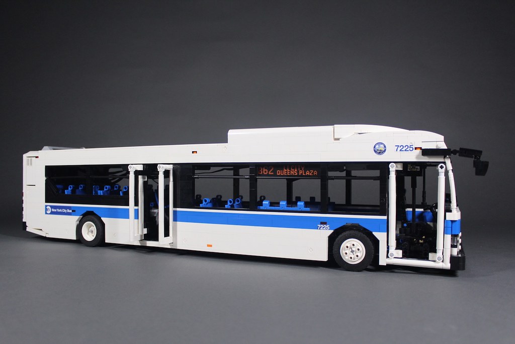 LEGO Motorized 2015 New Flyer XD40 MTA Bus - 7