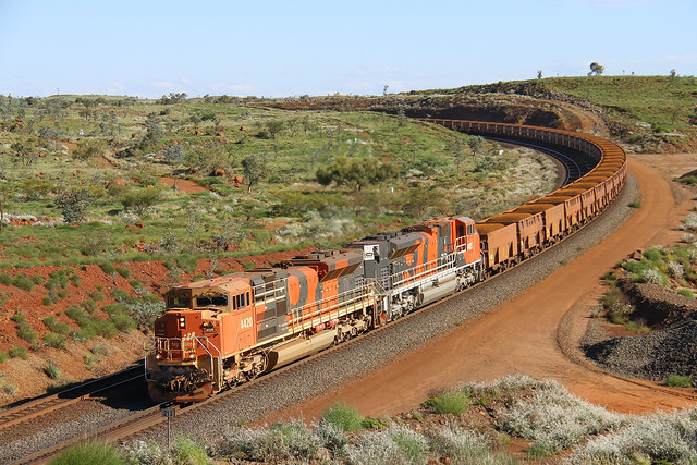 Ore train, not far from Shaw