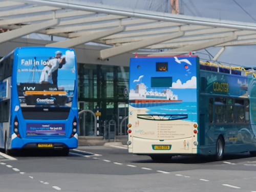 First solent 35100 lx60dxb and 11582 yx23opj | David Elston | Flickr