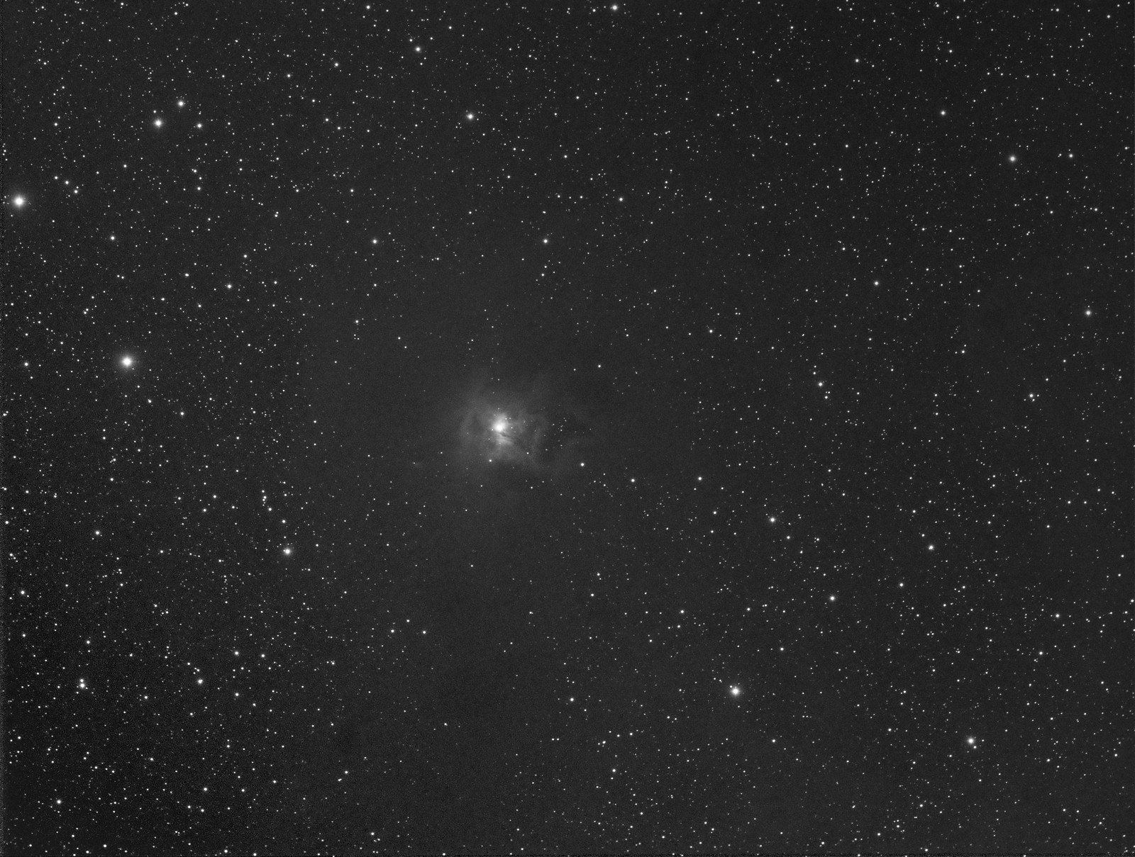 004 - NGC 7023 - Luminance