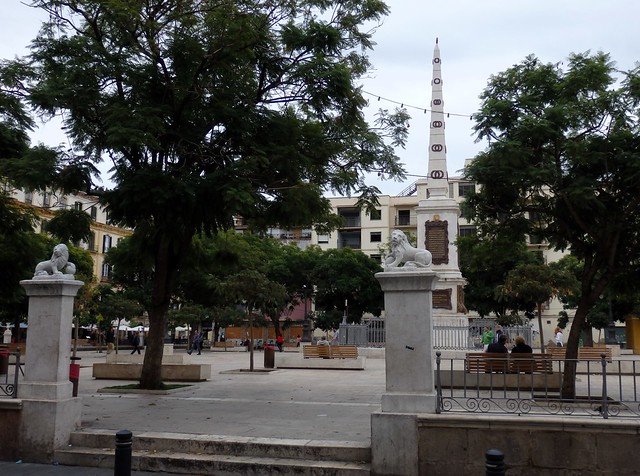 Málaga - Plaza de la Merced, monumento a Torrijos.