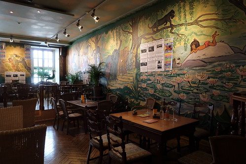 Unser Tisch im "Dschungelraum" des Kneipen-Cafe-Restaurants Balou in Osnabrück