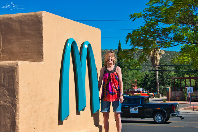 Only One McDonald’s Has a Turquoise Color Sign in The World
