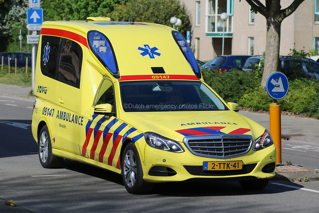 Dutch ambulance Mercedes-Benz E class
