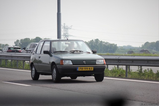 Peugeot 205 1.8D 1986 (PH-99-KF)