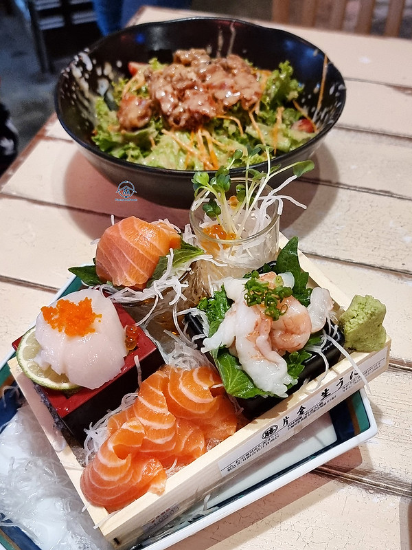 yakitori haki cheras sashimi set