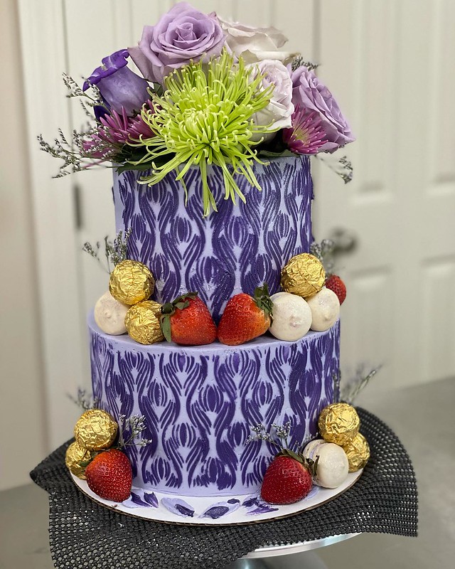 Cake by Lannie's Cakes
