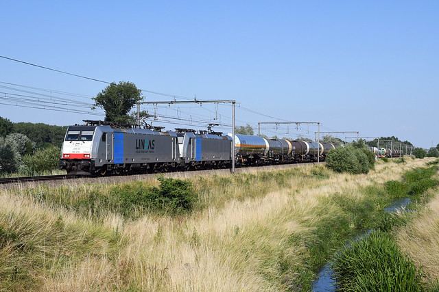 186 256 + 186 422 + freight train, Schulen (Belgium), 25/06/2023
