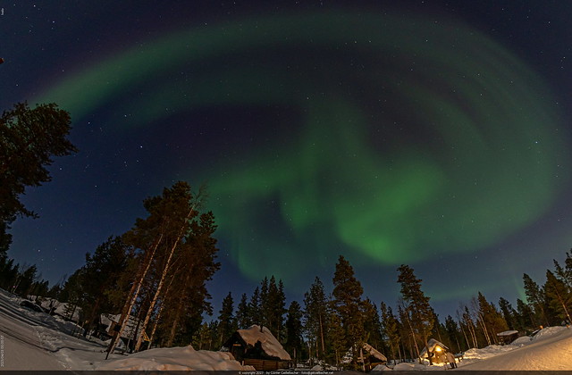 Star shaped Aurora Borealis over Ivalo/Suomi/Finland