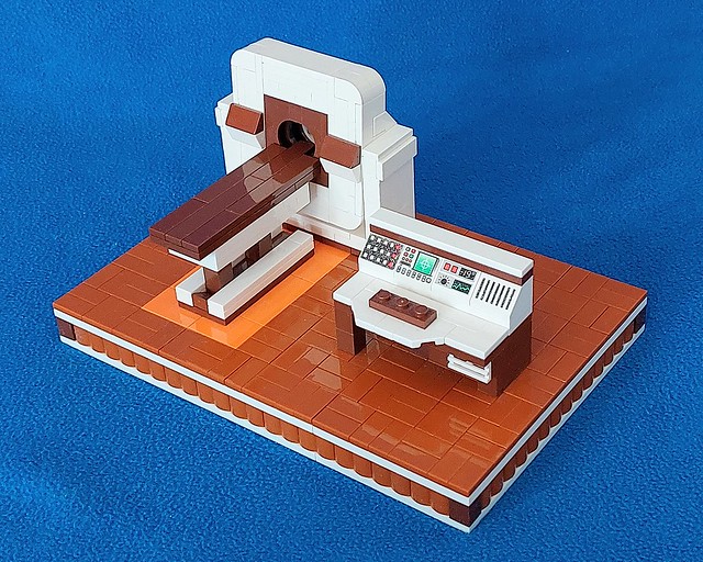 CT Scanner Omnimedical 4001 (1979)  - LEGO Model