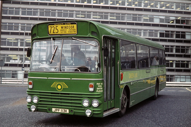 London Country Bus Services . SMA13 JPF113K . West Croydon . London . Mid-1974.
