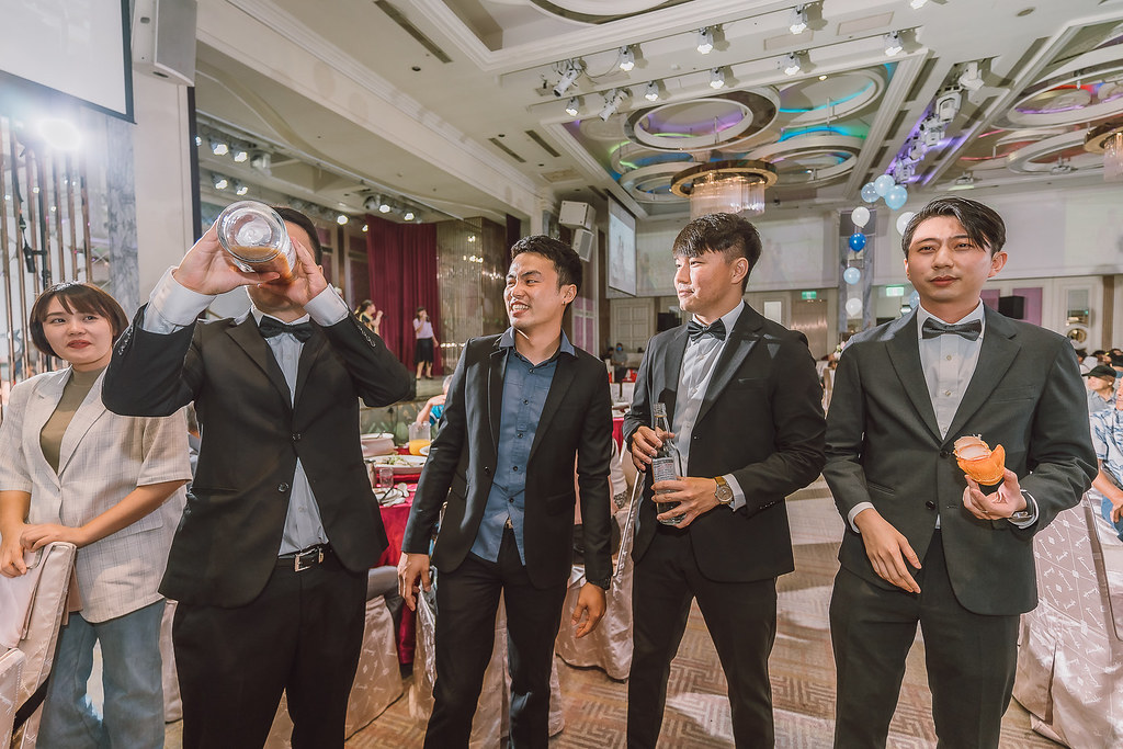 [婚禮攝影]韋成如夏 幸福晚宴@汐止寬和-最專業的團隊完成每場完美婚禮紀錄，拍的不只好更要快! #婚禮紀錄