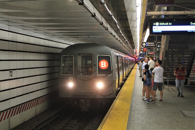 MTA New York City Subway R68 