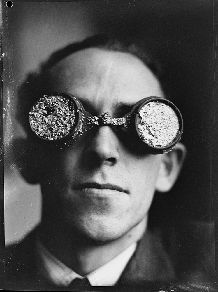 Goggles for protection from fire, 1935