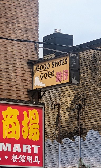 GOGO Shoes