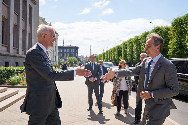 10.09.2023. Ministru prezidents Krišjānis Kariņš tiekas ar Grieķijas premjerministru Kirjaku Micotaki.
