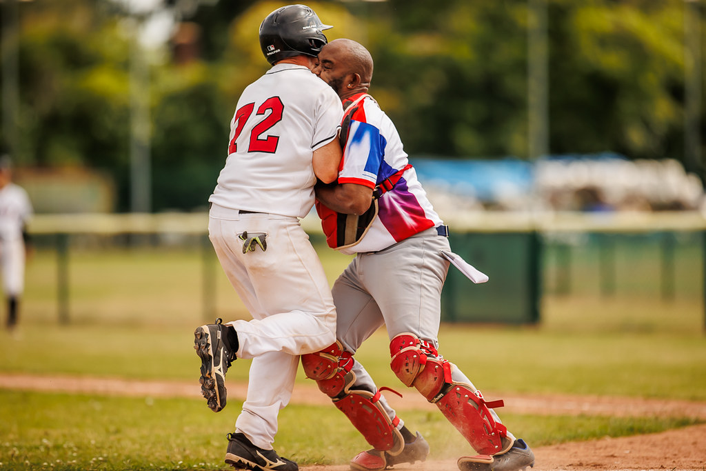 Playoff lifeline for Herts Falcons