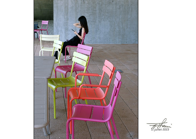2023 Les chaises, (Rolex Center, EPFL Lausanne)